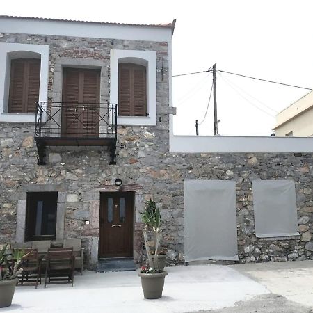 Two-Storey House In Kardamyla Mármaron Exterior foto